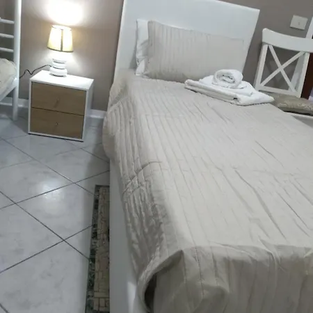 Πανσιόν Perla Del Mare 3*